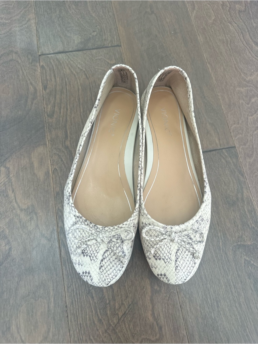 Vionic Snake-Print Ballet Flats in White & Light Gray